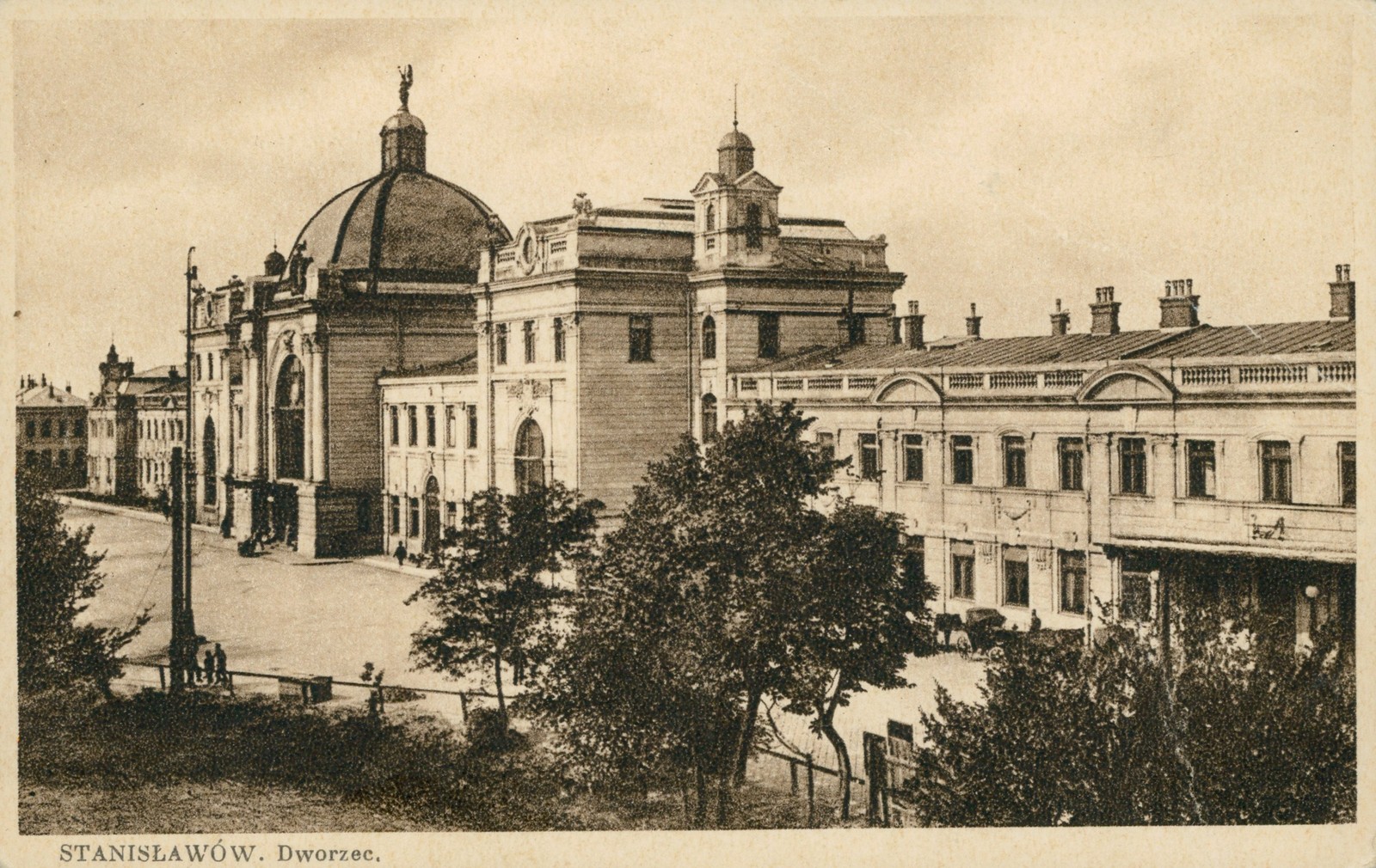 Фото станиславов. Ивано Франковск 1941 год. Ивано Франковск в СССР. Ивано-Франковск 1939 год. Город Станиславов Украина.